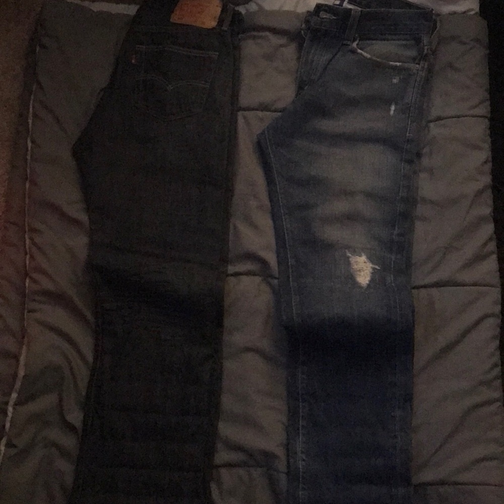 2 pair Levi’s Denim Jeans